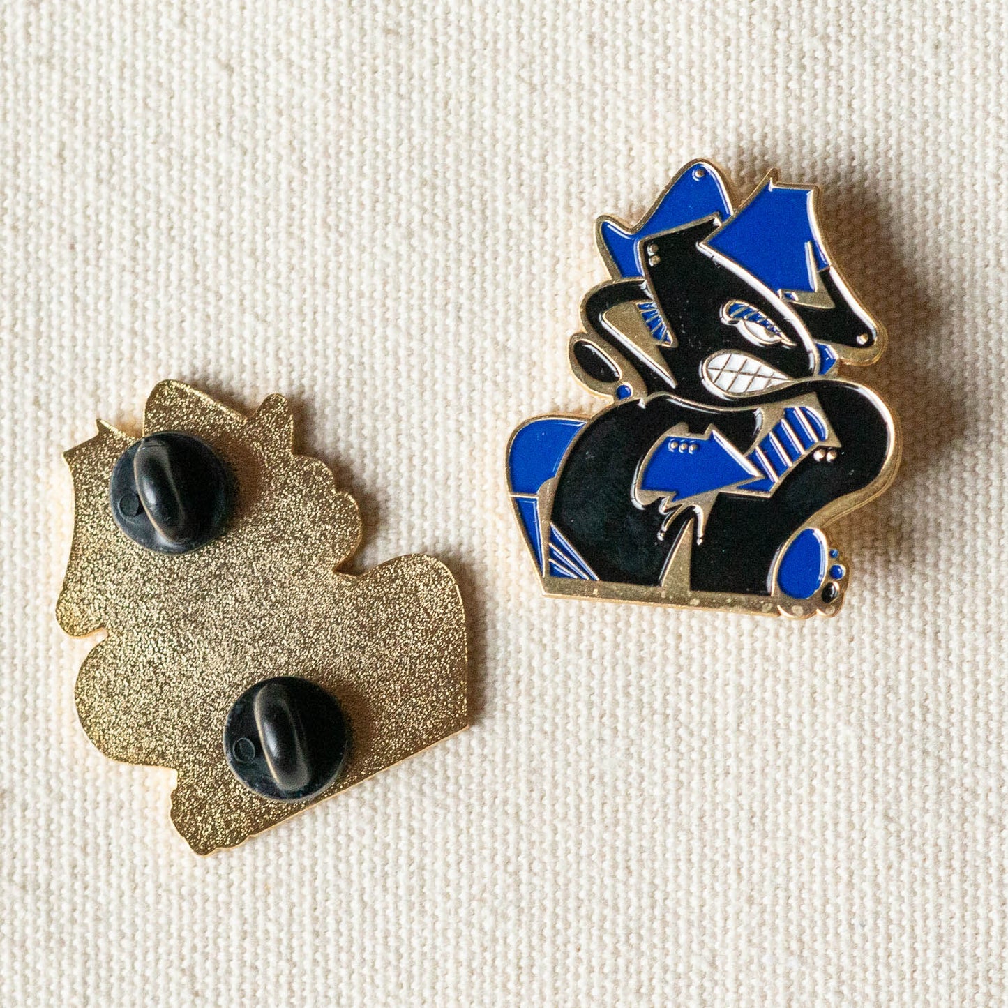 S-Guard enamel pin